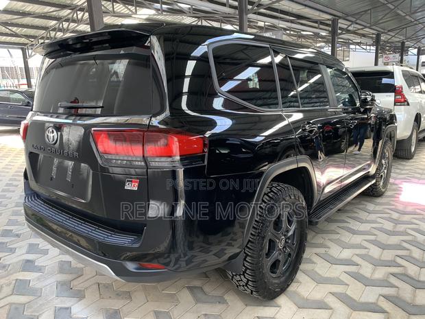 Toyota Land Cruiser 2021 Black