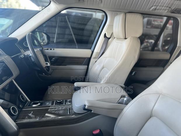Land Rover Range Rover Vogue 2018 Gold