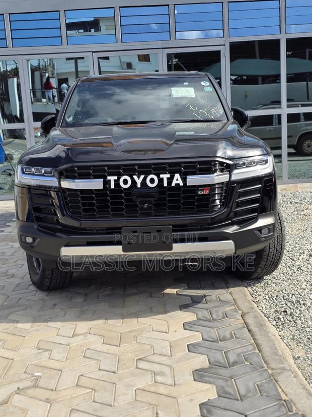 New Toyota Land Cruiser 2023 Black