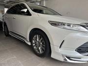 Toyota Harrier 2018 White for sale
