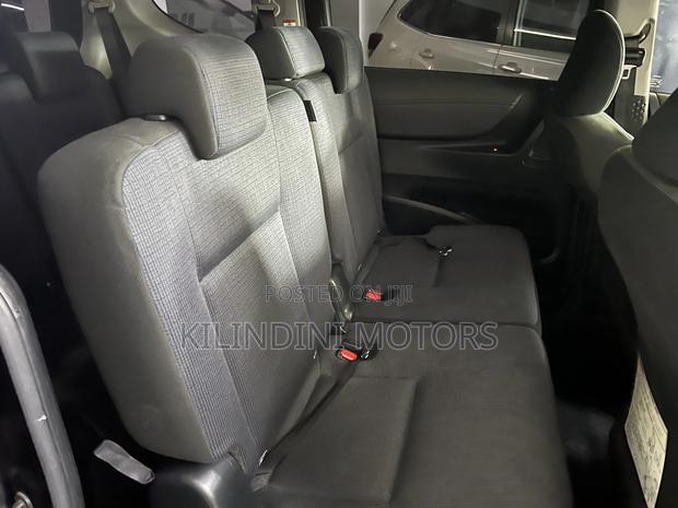 Toyota Sienta 2017 Black