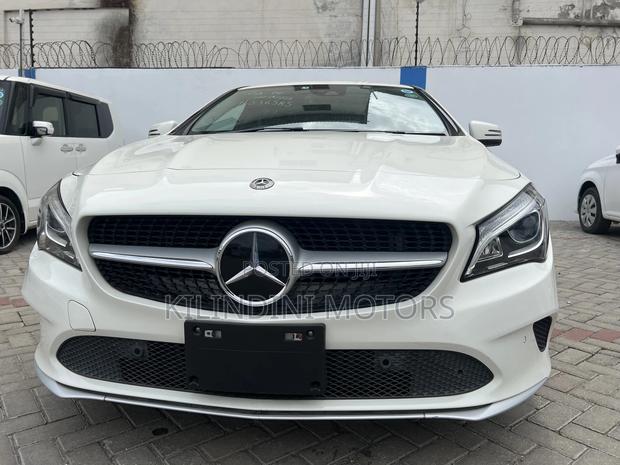 Mercedes-Benz CLA-Class 2018 White