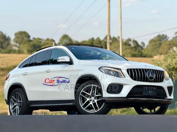Mercedes-Benz GLE-Class GLE 350d 4MATIC 2017 White
