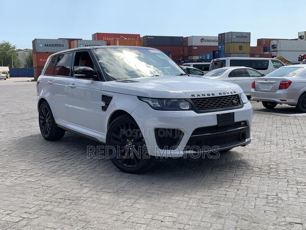 Land Rover Range Rover Sport SVR 4x4 (5.0L 8cyl 8A) 2017 Pearl