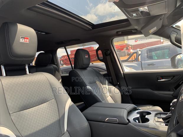 Toyota Land Cruiser 3.5 Petrol 4WD 2021 Black