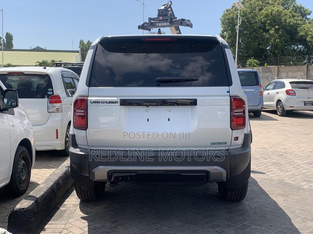 New Toyota Land Cruiser Prado 2024 Off white