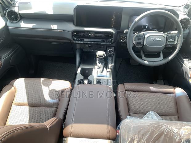 New Toyota Land Cruiser Prado 2024 Off white