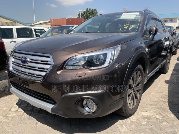 Subaru Outback 2.5i Limited AWD 2017 Brown