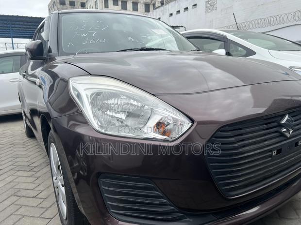 Suzuki Swift 2018 Brown