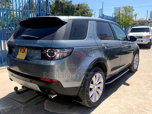 Land Rover Discovery HSE Luxury 4x4 2017 Gray