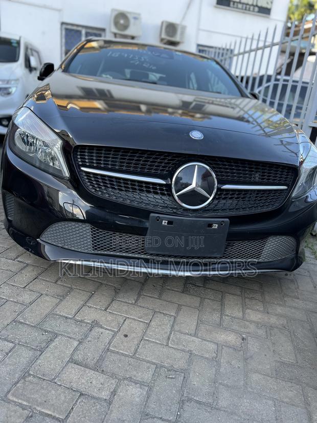 Mercedes-Benz B-Class 2018 Black