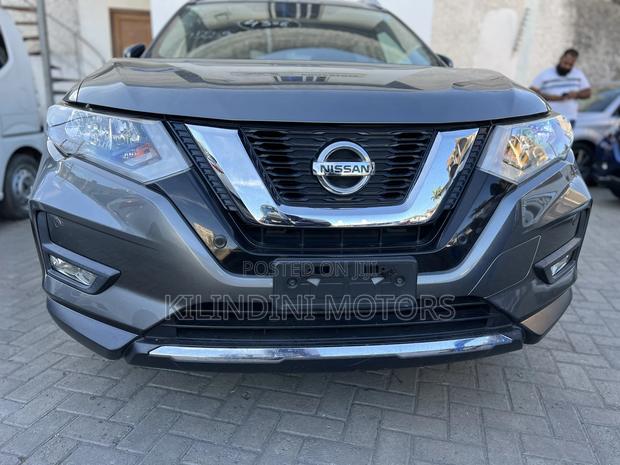 Nissan X-Trail 2018 Gray