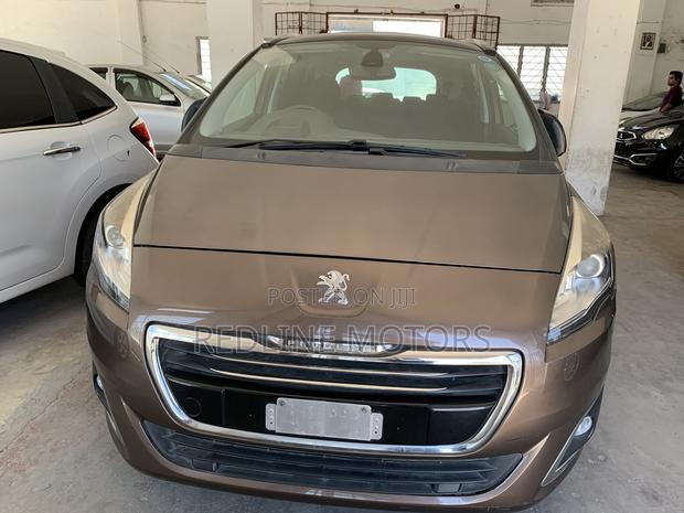 Peugeot 5008 1.2 PureTech Active 2016 Brown
