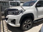 Toyota Hilux 2019 Pearl for sale