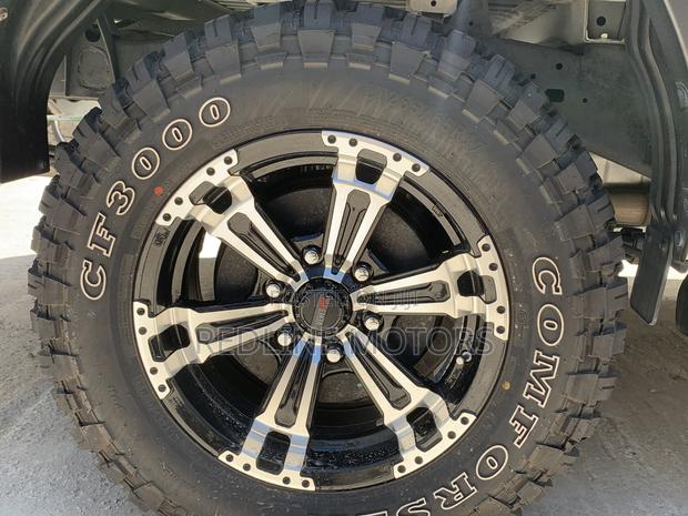 Toyota Hilux 2019 Pearl