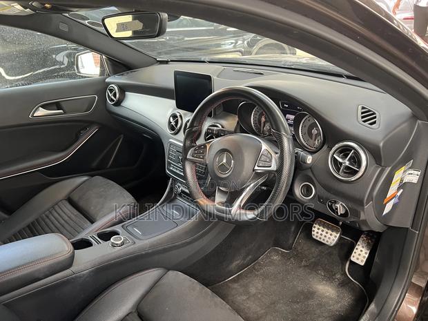 Mercedes-Benz GLC-Class 2019 Black