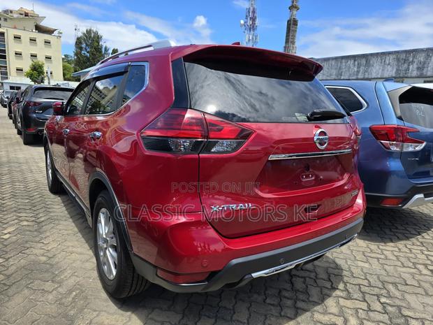 Nissan X-Trail 2.0 Hybrid FWD 2018 Red