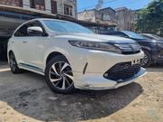 Toyota Harrier 2.0 Turbo 2018 Pearl for sale