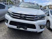 Toyota Hilux 2018 White for sale