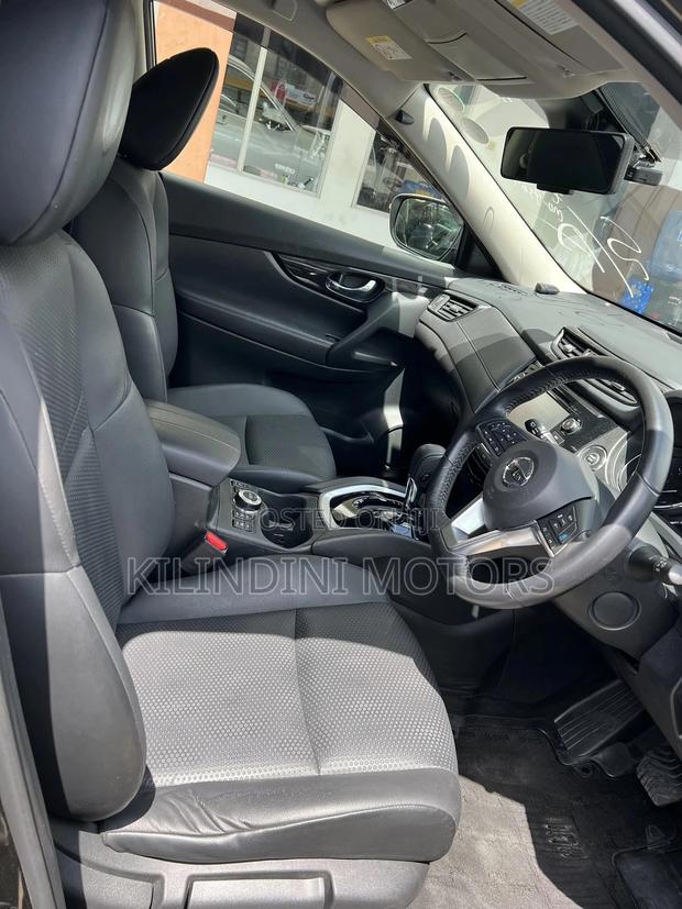 Nissan X-Trail 2018 Green