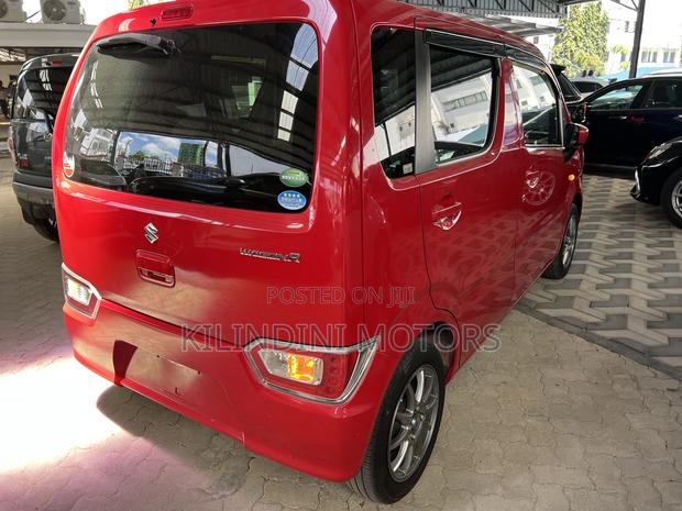 Suzuki Wagon R 2018 Red