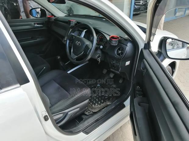 Toyota Corolla Fielder 2017 White