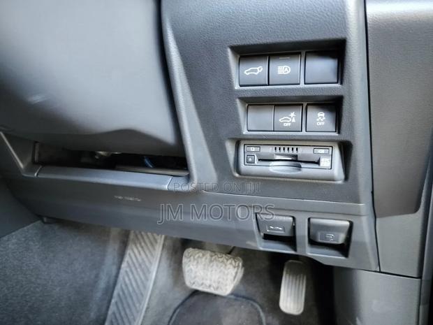 Toyota Land Cruiser 2021 Black