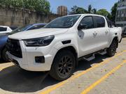 Toyota Hilux 2021 Off white for sale
