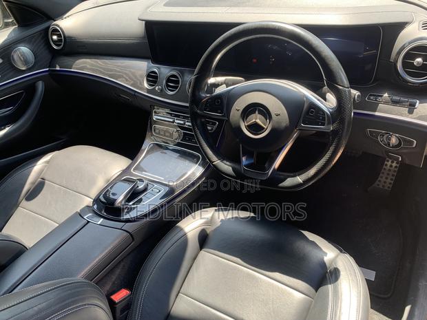 Mercedes-Benz E200 2017 Matt Black