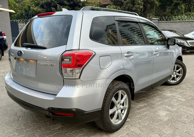 Subaru Forester 2.0XT Premium AWD 2017 Silver