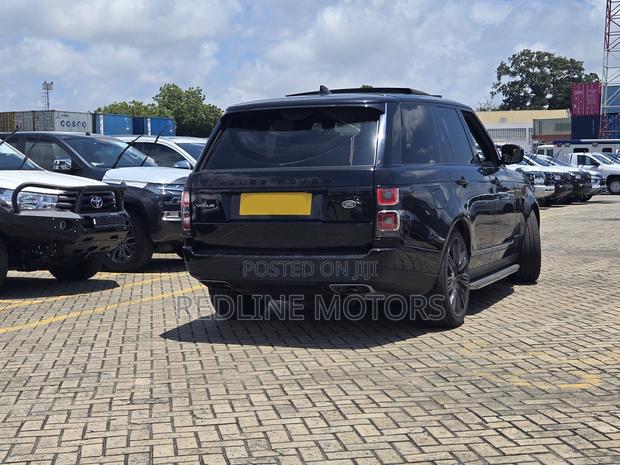 Land Rover Range Rover Vogue 2018 Matt Black