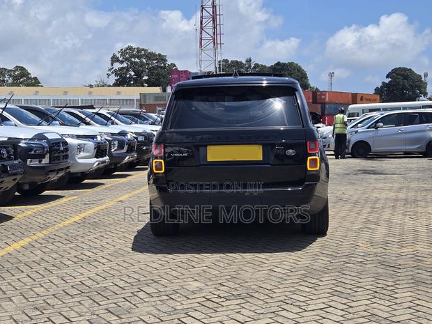 Land Rover Range Rover Vogue 2018 Matt Black