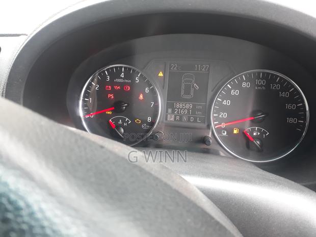 Nissan X-Trail 2.0 Petrol XE 2012 Silver