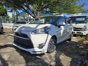 Toyota Sienta 1.5 Hybrid FWD (6-seater) 2018 White for sale