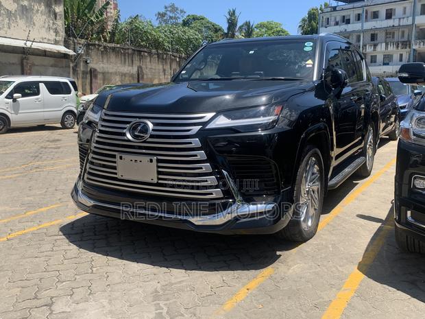 Lexus LX 2022 Matt Black