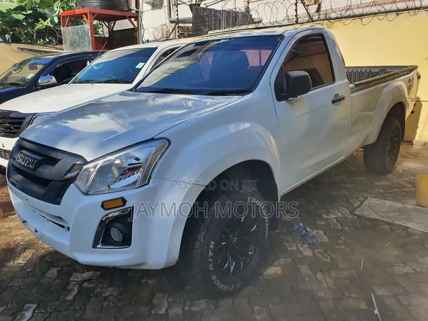 Isuzu D-MAX 2015 White