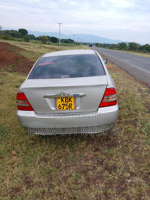 Toyota Axio 1.5 G FWD 2006 Gold