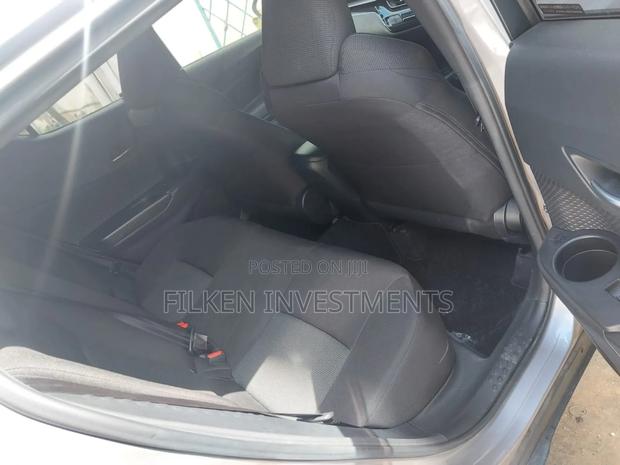 Toyota C-HR 2018 Gray