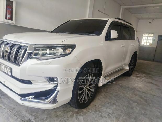 Toyota Land Cruiser 2017 White
