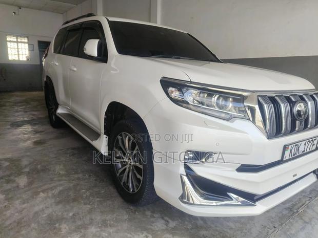 Toyota Land Cruiser 2017 White