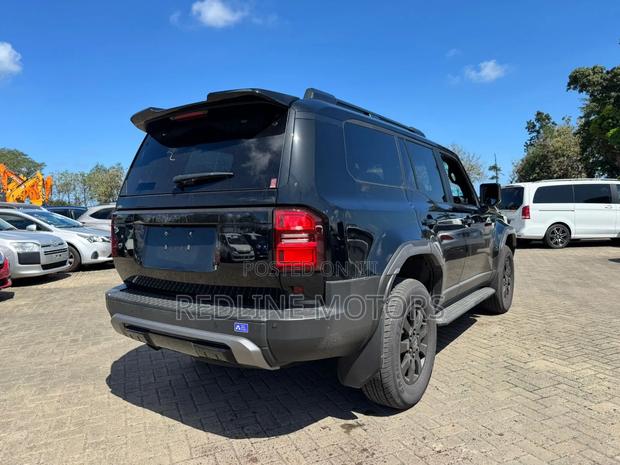 Toyota Land Cruiser Prado 2024 Matt Black
