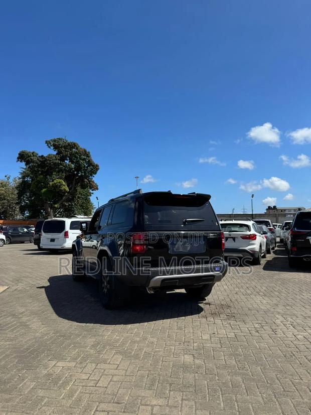 Toyota Land Cruiser Prado 2024 Matt Black