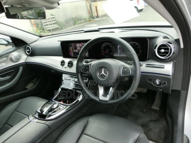 Mercedes-Benz E200 2018 Silver