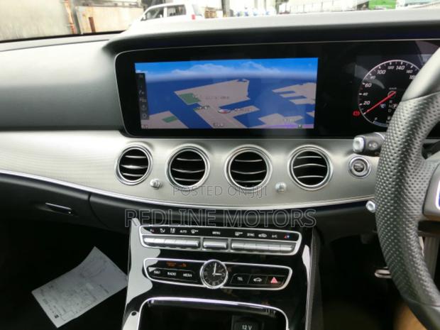 Mercedes-Benz E200 2018 Silver