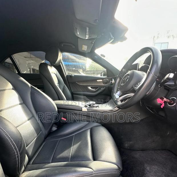 Mercedes-Benz C200 2017 Matt Black