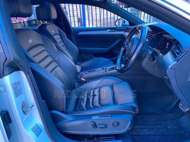 Volkswagen Arteon 2.0T SEL R-Line 4MOTION 2021 Off white