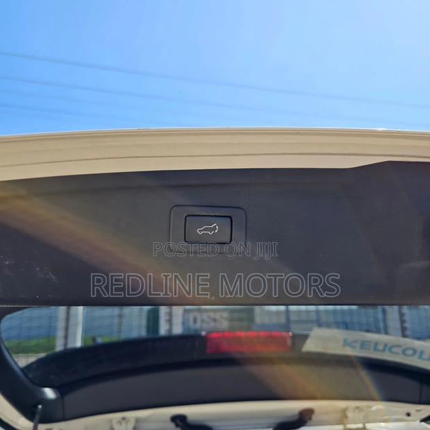 Subaru Outback 2017 White
