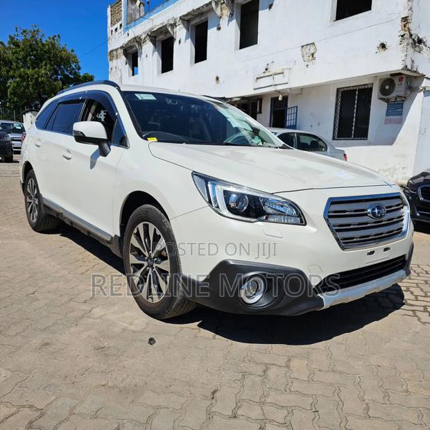 Subaru Outback 2017 White