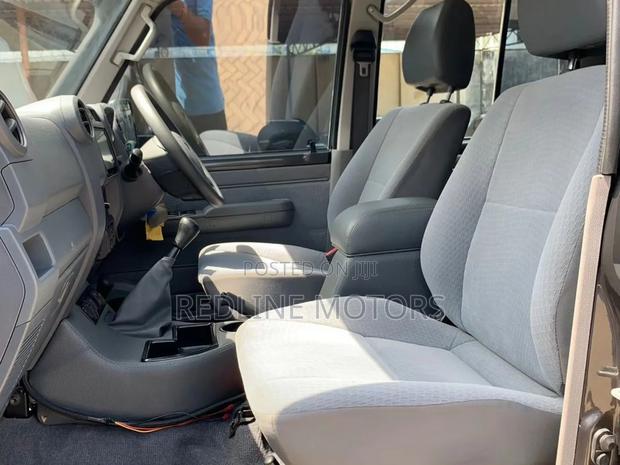 Toyota Land Cruiser 2017 Black