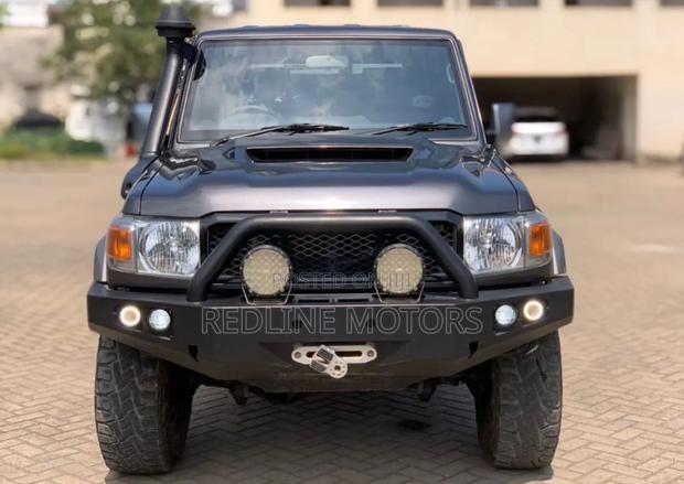 Toyota Land Cruiser 2017 Black